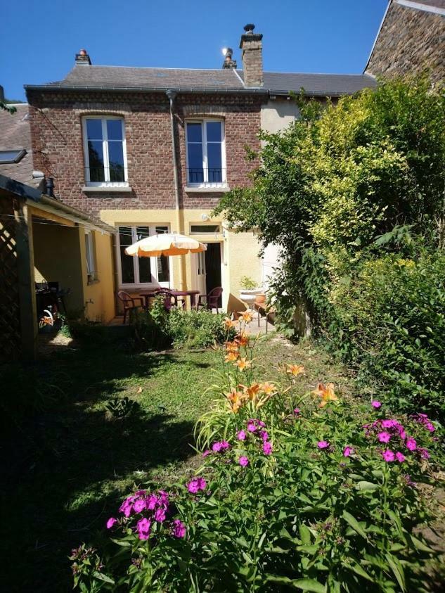 Cour Et Jardin Villa Revin  Exterior photo